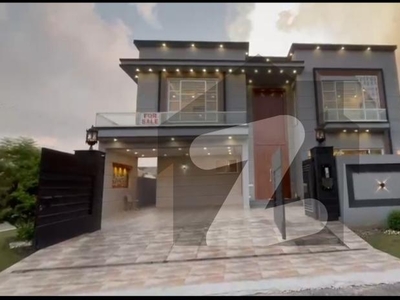 1 Kanal Modern Corner Design Bungalow For Sale In Valencia Town 6 Bedroom Valencia Housing Society