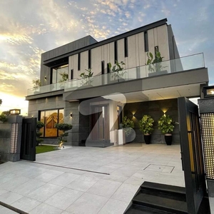 1 Kanal Modern house for sale 60 Feet Road Facing Park Hot location State Life Phase 1 Block B