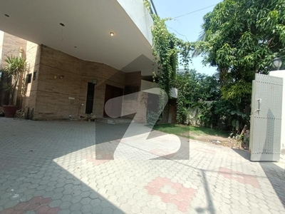 1 Kanal Single Storey House For Sale In Johar Town Near To Canal Road Johar Town