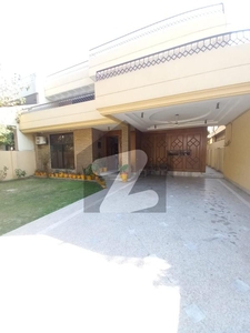 1 Kanal Solid House For Sale Model Town Block G