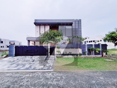 1 Kanal Ultra Modern Super Luxury Bungalow For Sale DHA Phase 7