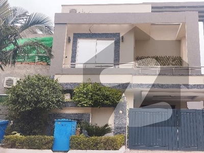 10 Marla 7 Kv Solar Powered House For Sale In Bahria Town Phase 3 Bahria Town Phase 3