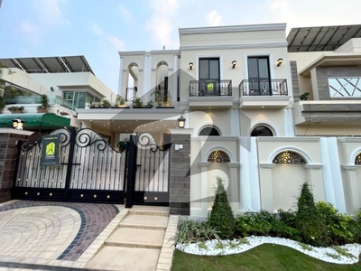 10 Marla Beautiful Classical Modern Design House For Sale At Hot Location DHA Phase 8
