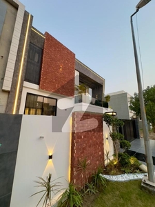 10 Marla Beautiful Modern House For Sale In Bahria Town Lahore Bahria Town Sector F