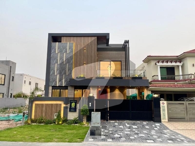 10 Marla Beautifull Modern Design House For Sale At Hot Location Near To Park DHA Phase 4