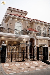 10 Marla Beautifully Designed Spanish Triple Story House For Sale At Wapda Town Lahore Wapda Town