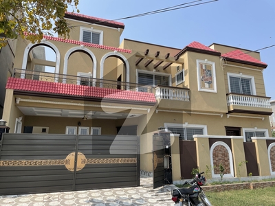 10 Marla Big Front Double Story Brand New House For Sale In Nasheman E Iqbal Phase 2 Nasheman-e-Iqbal Phase 2