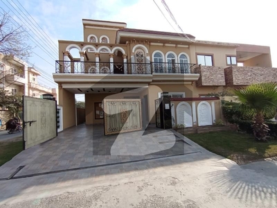 10 Marla Brand New House Available For Sale Wapda Town