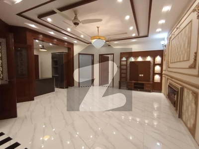10 Marla Brand New House For Sale In Bahria Town Lahore Bahria Town
