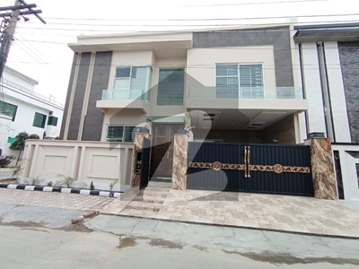 10 MARLA BRAND NEW MODERN HOUSE FOR SALE Johar Town