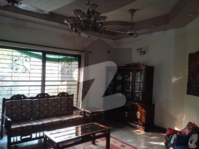 10 Marla Corner Beautiful Owners Build House Available For Sale Wapda Town Phase 1 Block J3