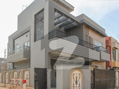 10 Marla Corner House For SALE In Wapda Town Phase 1 Wapda Town Phase 1