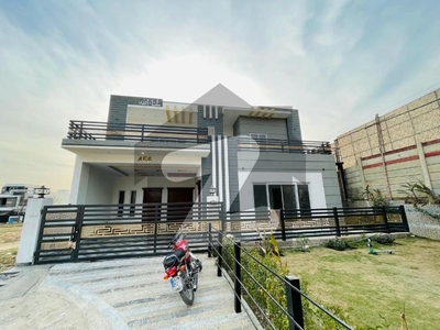 10 Marla Full House Is Available Gulberg Residencia