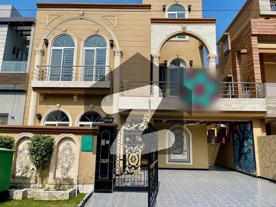 10 Marla Spanish Desing Maintained House For Sale In Quaid Block Bahria Town Lahore Bahria Town Quaid Block