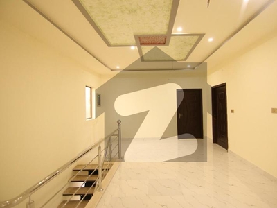 10 Marla House Available For Sale In Khayaban Colony 3 Madina Town