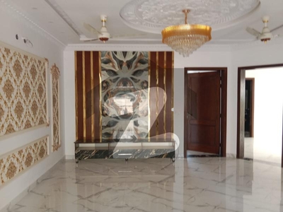 10 MARLA HOUSE FOR SALE IN PUNJAB HOUSING SOCIETY LAHORE Punjab Coop Housing Society