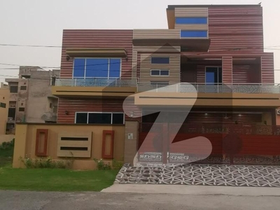 10 MARLA HOUSE FOR SALE WITH GAS Tariq Gardens