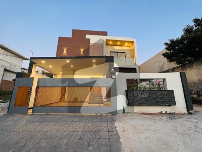 10 Marla House In Gulshan Abad Sector 3 For Sale At Good Location Gulshan Abad Sector 3