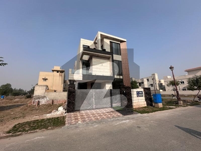 10 Marla Modern Design House For Sale In M2a Lake City Lahore Lake City Sector M-2A