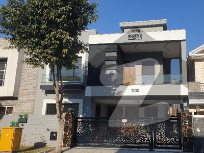 10 Marla Modern House For Sale Bahria Greens Overseas Enclave Sector 6