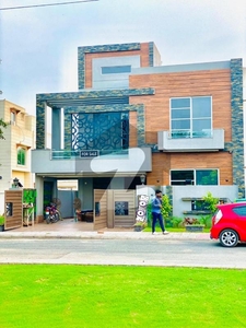 10 Marla Modern House For Sale In Bahria Town Lahore Bahria Town Gulbahar Block