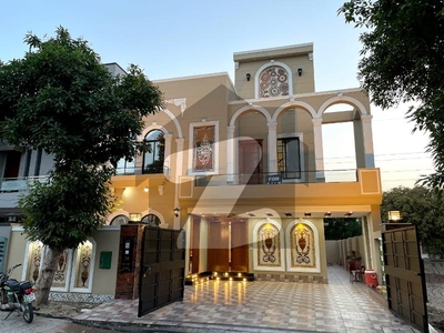10 Marla Residential House For Sale In Hussain Block Bahria Town Lahore Bahria Town Nargis Block