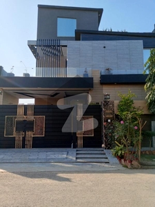 10 Marla Ultra Luxury Modern House For Sale In Tulip Block Park View City Lahore Park View City Tulip Block