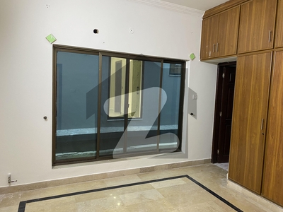 10 Marla Used House 5 Bedroom Bahria Town Phase 3