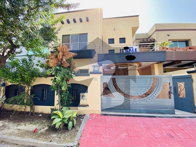 10 Marla Used House 5 Bedroom Double Unit Prime Location Bahria Town Phase 3