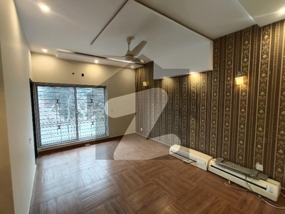 10 Marla Used House For Sale in Jasmine Block Bahria Town Lahore Bahria Town Jasmine Block