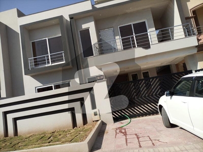 10Marla Brand House for sale sector F-1 Low Bugt House Bahria Town Phase 8