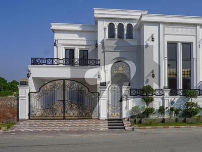 11 Marla brand new corner Victoriaon White house for sale in Johar twon lahore Johar Town