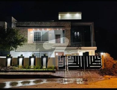 15 Marla Luxurious House Available For Sale In Bahria Town Phase 8 Bahria Town Phase 8