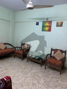 2 Bed DD Available For Sale in Gulshan-E-Iqbal Gulshan-e-Iqbal Block 13/C