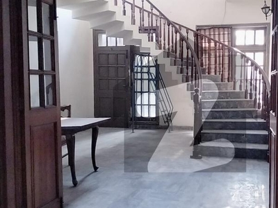 2 Kanal House For Sale In Model Town Model Town