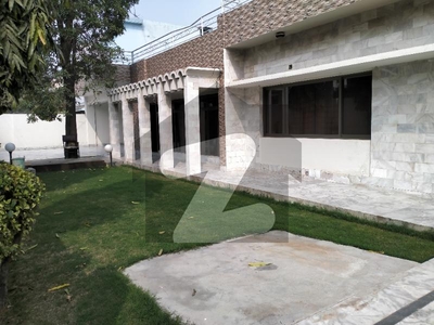2 KANAL HOUSE FOR SALE NEAR MAIN BOULEVARD GULBERG AND MALL ROAD UPPER MALL LAHORE Gulberg 3