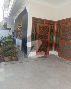 2 Side Corner 400 Sq Yds House For Sale. Gulistan-e-Jauhar Block 15