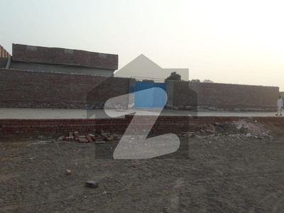 20 Marla House Near DHA Multan (1km ) MDA Officers Colony