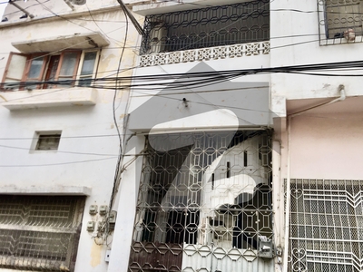 200 Yards Demolish Able House In Pechs Block 2 For Sale PECHS Block 2