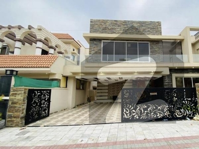 22 Marla Elegant Bungalow up for sale Bahria Town Phase 8