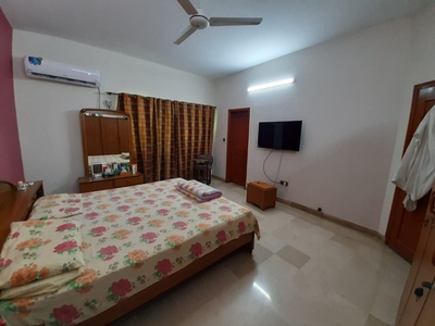 2200 Ft² Flat for Rent In Clifton Block 8, Karachi