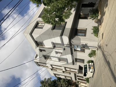 3 bed dd for sale with roof Bahadurabad