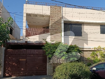 300yard 2unit Phase6 Ownerbuilt Extraordnary Ittehad Street Posh Area Chance Deal Owner Need Hard Cash 65000000 DHA Phase 6