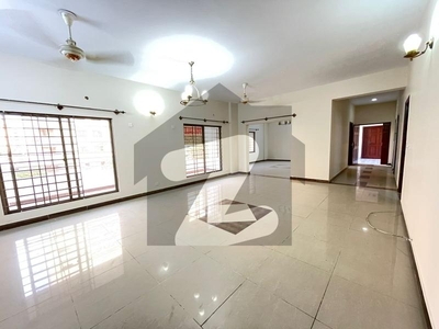 4 BED DD APARTMENT AVAILABLE FOR SALE Askari 5