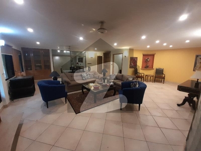 4 BED ROOM FULLY FURNISHED APARTMENT Diplomatic Enclave