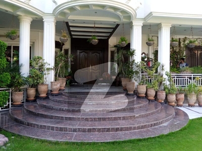 4 Kanal Luxurious House At A Very Posh Lucrative Area With All Exclusive Features Bahria Town Rawalpindi