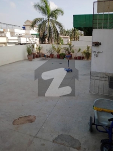 400 Yards G+2 House For Sale Well Maintained Gulshan-e-Iqbal Block 13/D-1
