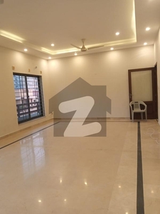 4500 Square Feet Upper Portion For Rent In E-11 E-11