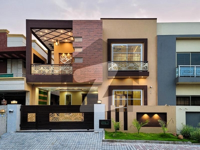 5 Bed 10 Marla Designer House For Sale Bahria Town Phase 4