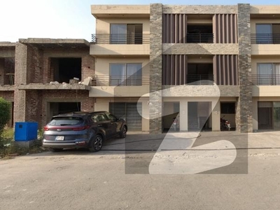 5 MARLA APARTMENT AVAILABLE FOR SALE . Nawab Town
